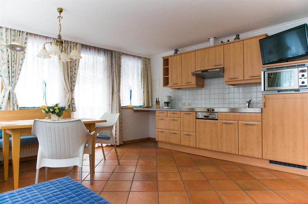 ホテル Haus Angela ザンクト・ヤーコプ・イン・デフェルエッゲン 部屋 写真